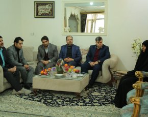 بازدید خانواده شهید غلامحسینی سال 97